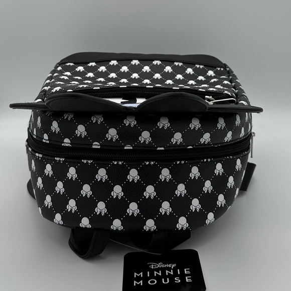 Disney Loungefly Minnie Mouse Mini Backpack - Picture 9 of 10